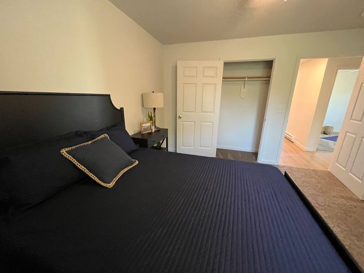 Apartment for rent at 1555 E Milwaukee Ave, Storm Lake, IA 50588