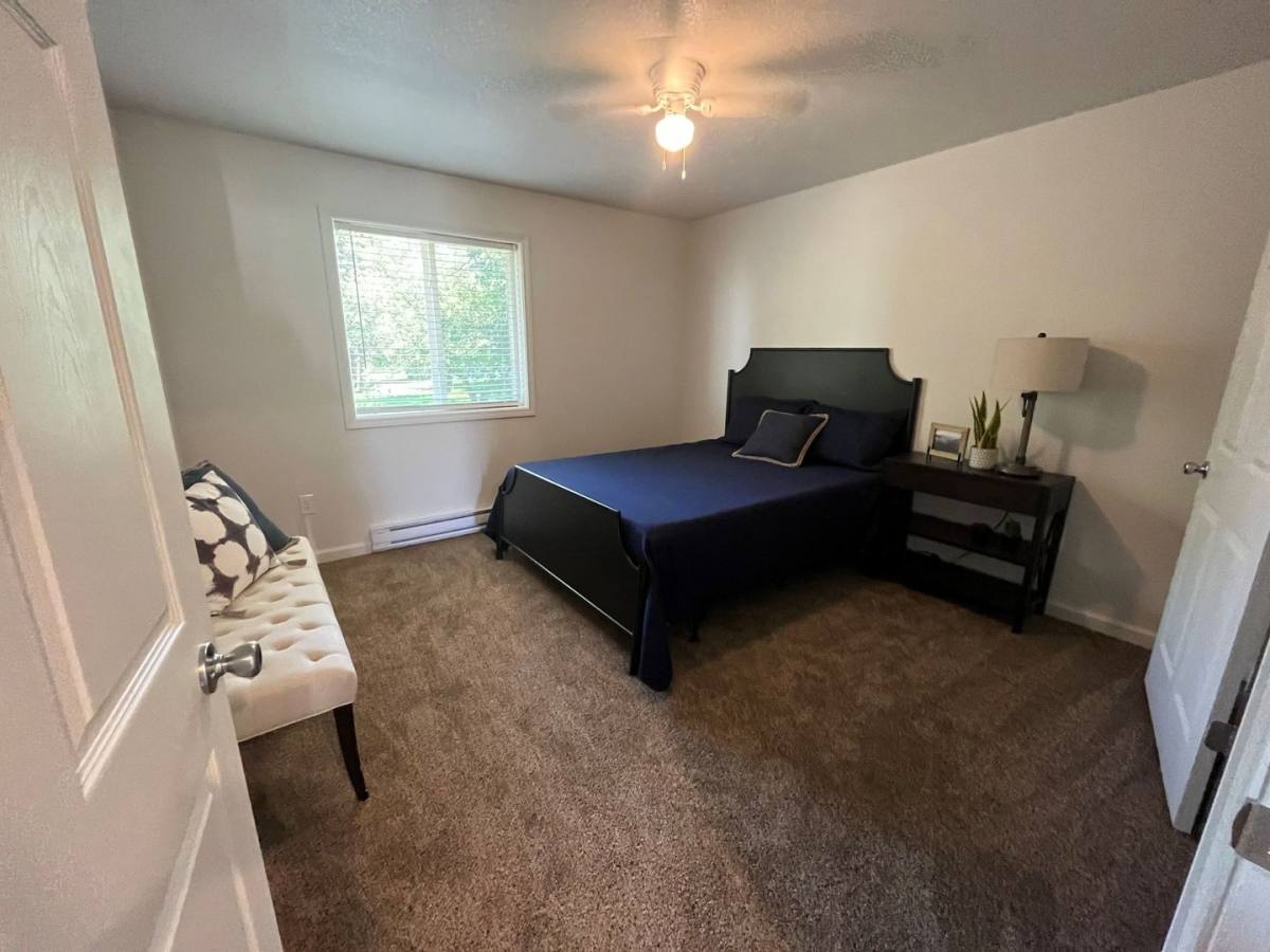 Apartment for rent at 1555 E Milwaukee Ave, Storm Lake, IA 50588