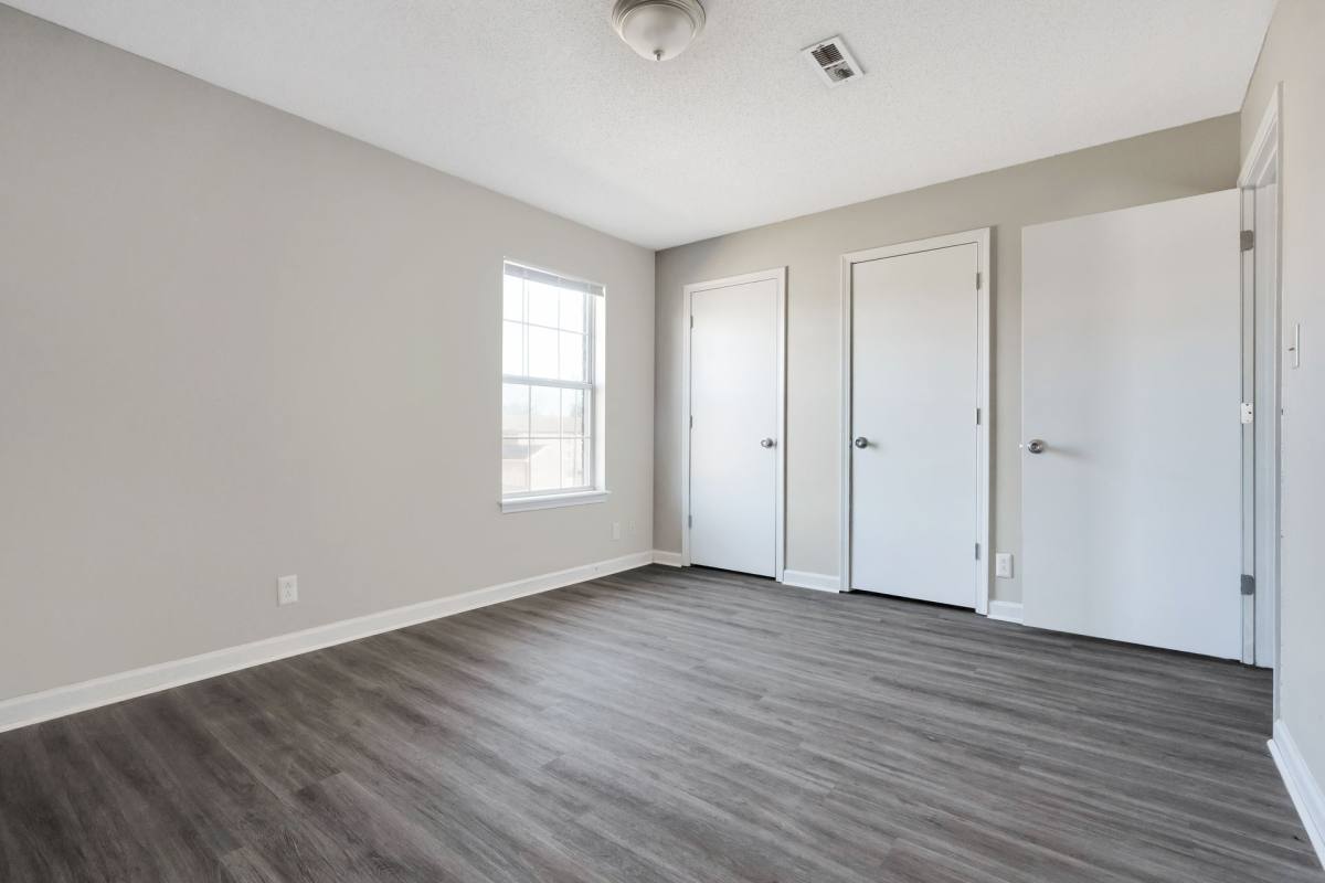 Apartment for rent at 160 State Line Rd, Clarksville, TN 37042