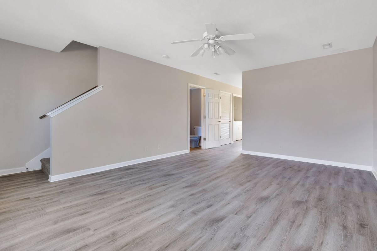 Apartment for rent at 160 State Line Rd, Clarksville, TN 37042