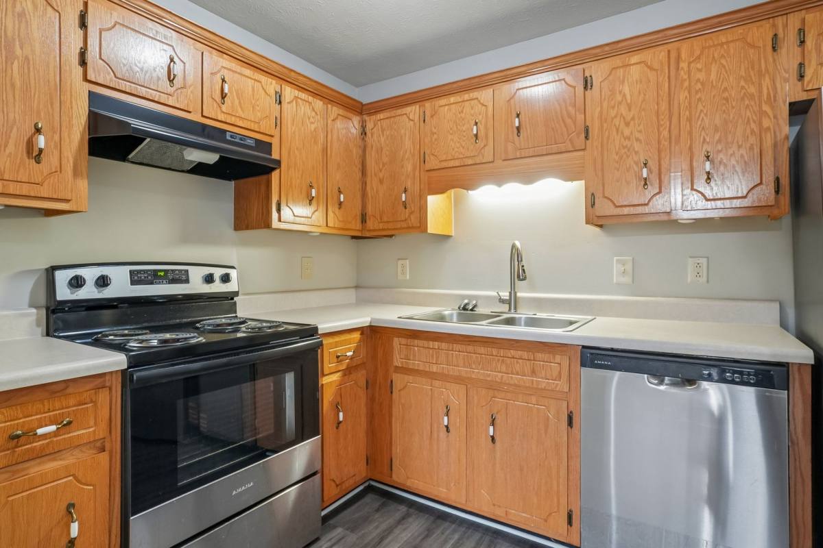 Apartment for rent at Liberty Homes, 160 State Line Rd, Clarksville, TN 37042