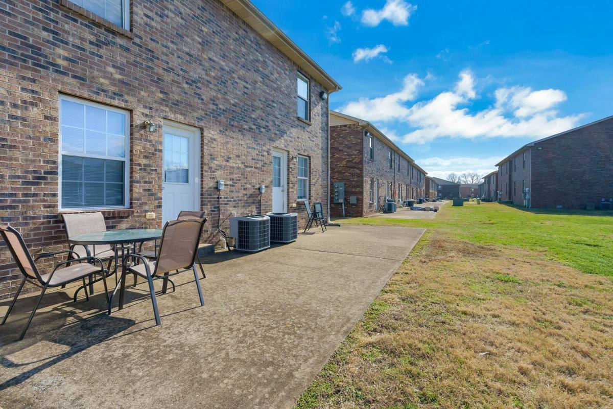 Apartment for rent at 160 State Line Rd, Clarksville, TN 37042