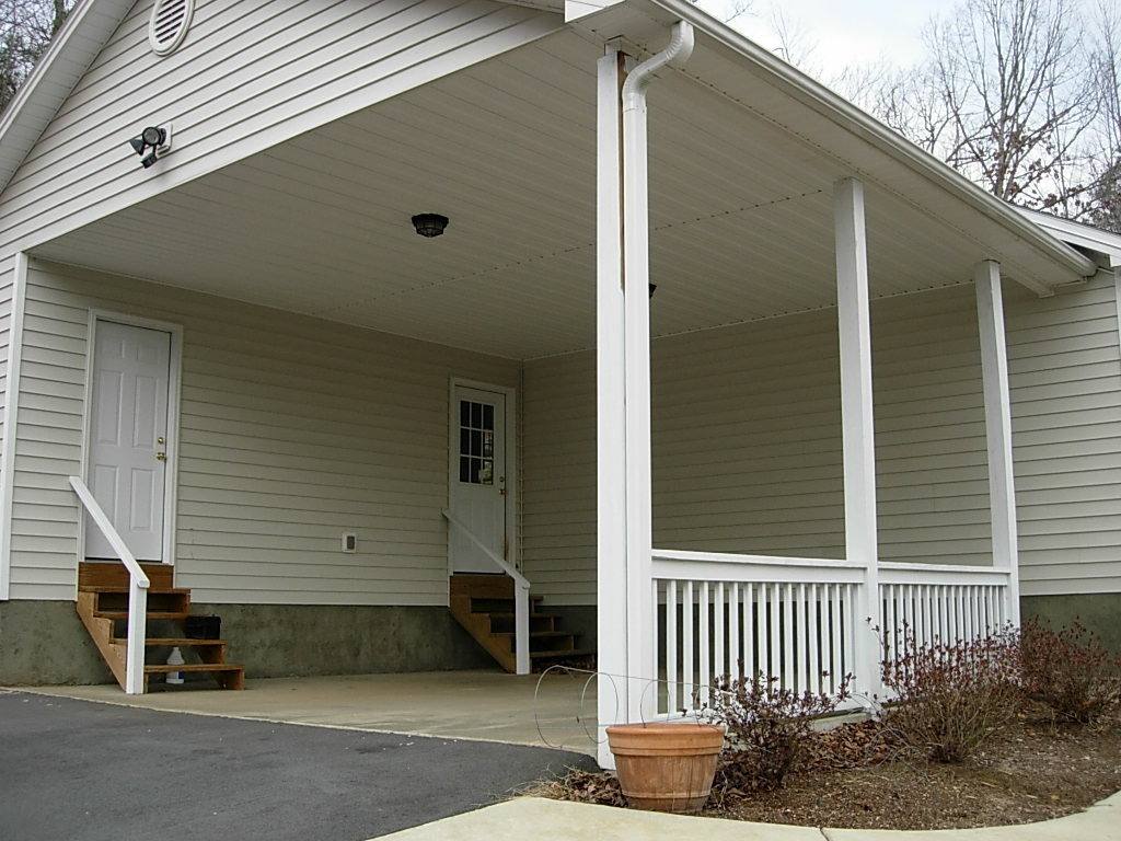 House for rent at 20 Rocky Creek Trail, Swannanoa, NC 28778