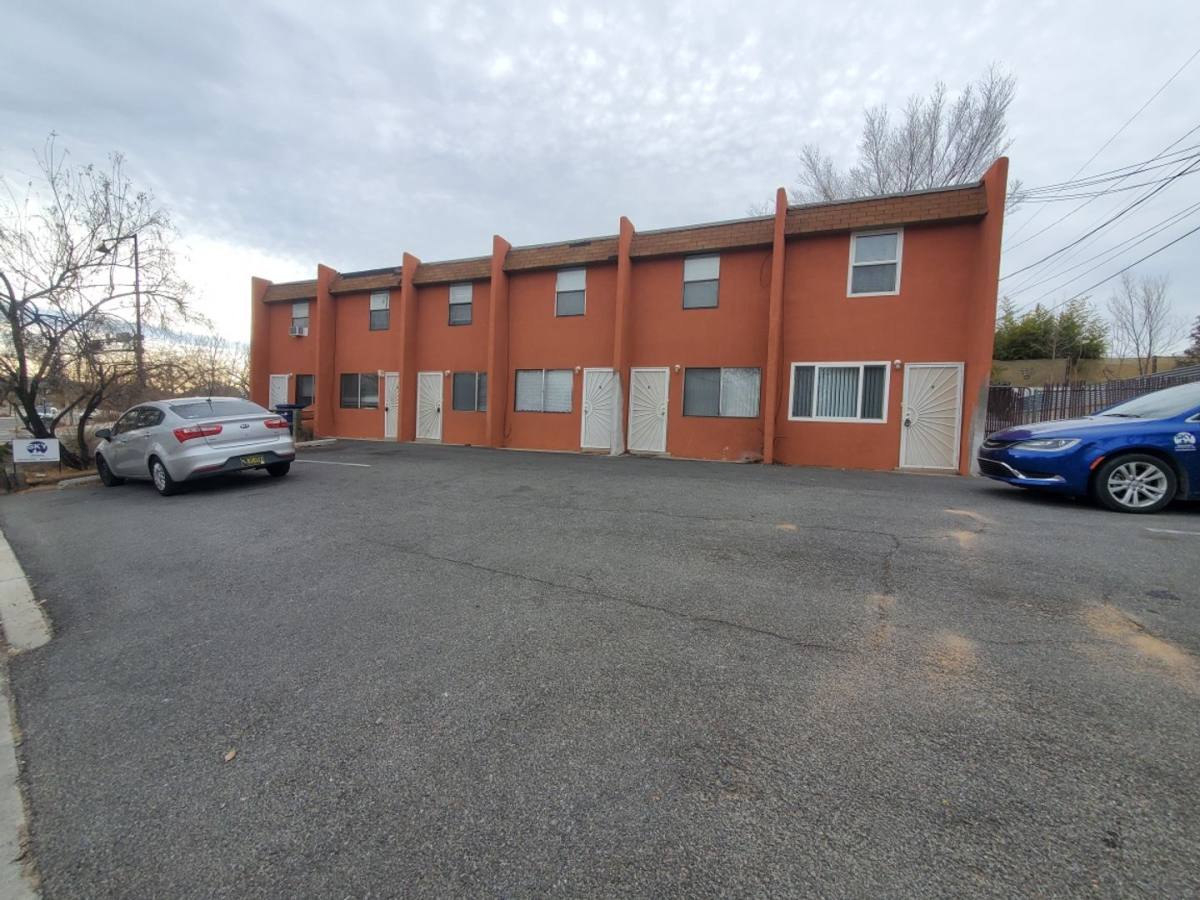 Apartment for rent at 301 Morningside Dr SE A-F, Albuquerque, NM 87108