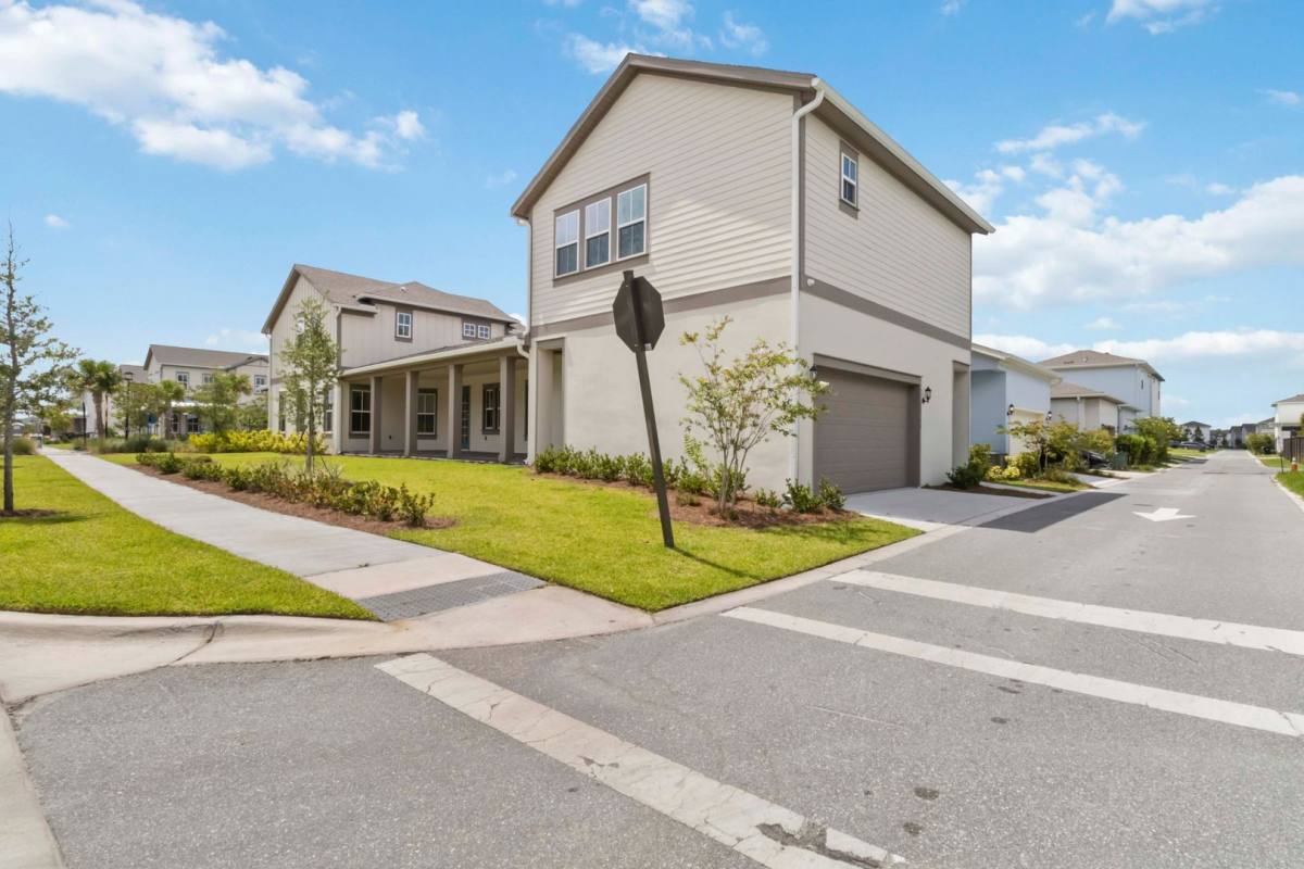 Apartment for rent at 10388 Bragg Alley, Orlando, FL 32827