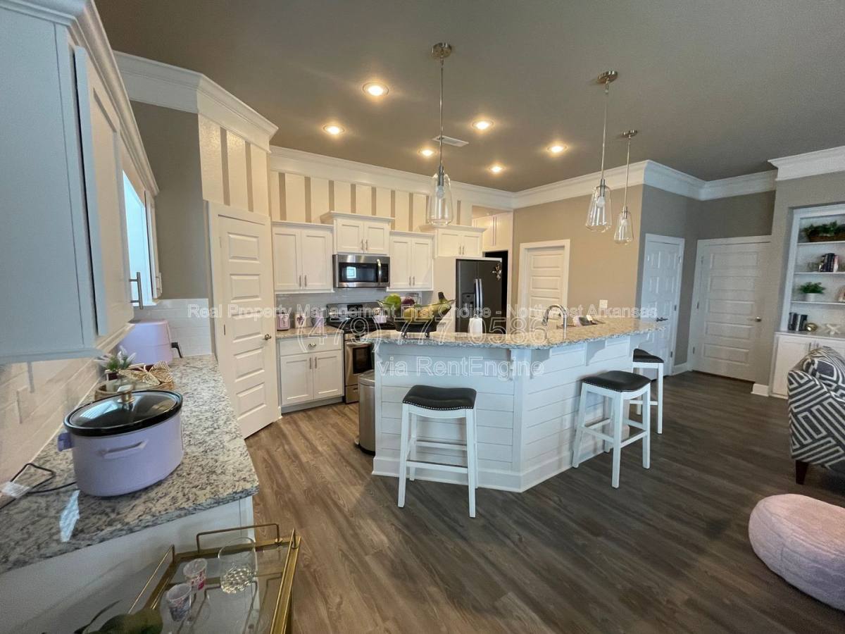 House for rent at 1020 Trestle Lane, Bentonville, AR 72713