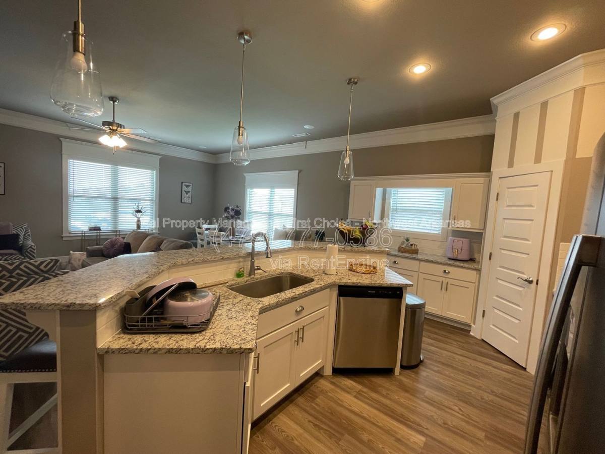 House for rent at 1020 Trestle Lane, Bentonville, AR 72713