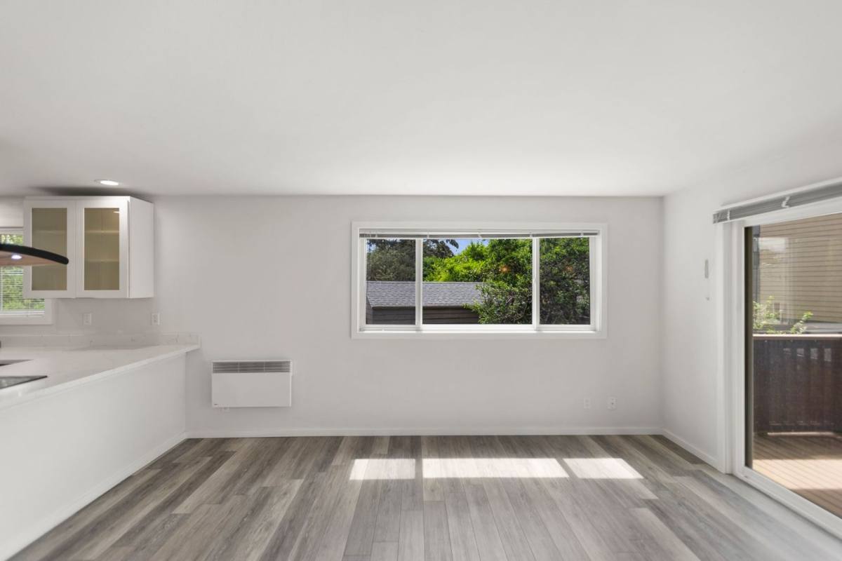 Apartment for rent at 211 3rd St S, Kirkland, WA 98033