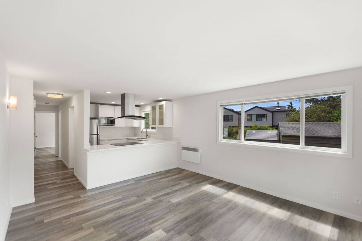 Apartment for rent at 211 3rd St S, Kirkland, WA 98033