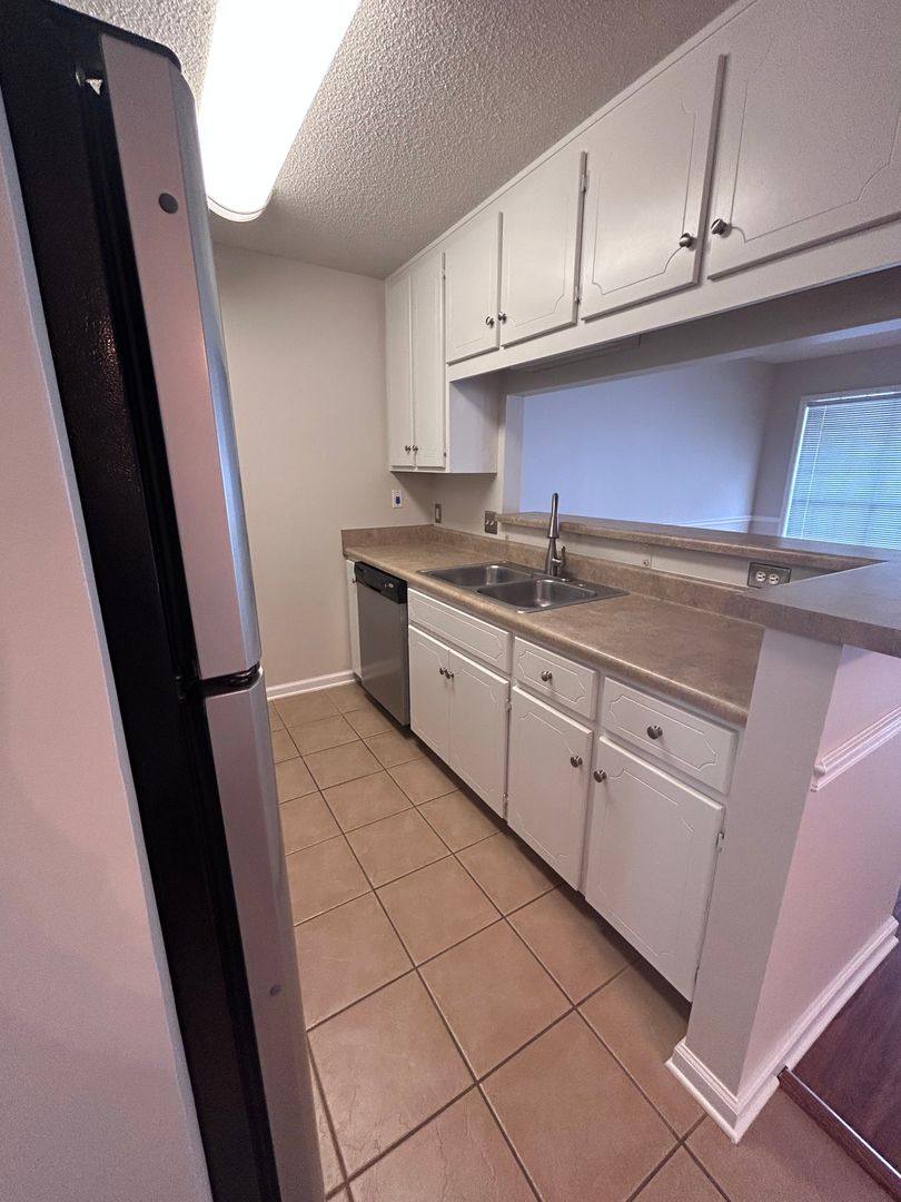 Apartment for rent at 164 N Springview Dr, Enterprise, AL 36330