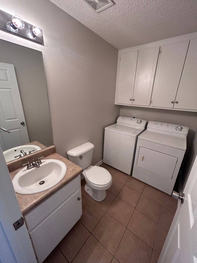 Apartment for rent at 164 N Springview Dr, Enterprise, AL 36330