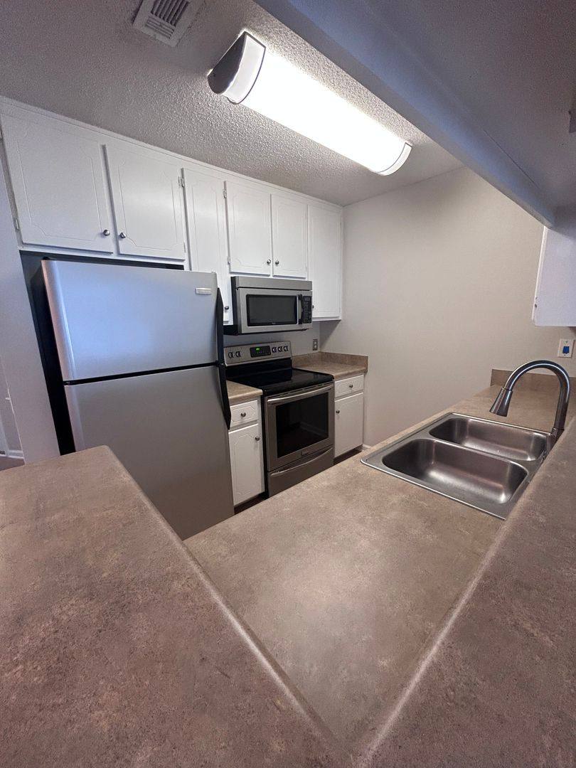 Apartment for rent at 164 N Springview Dr, Enterprise, AL 36330