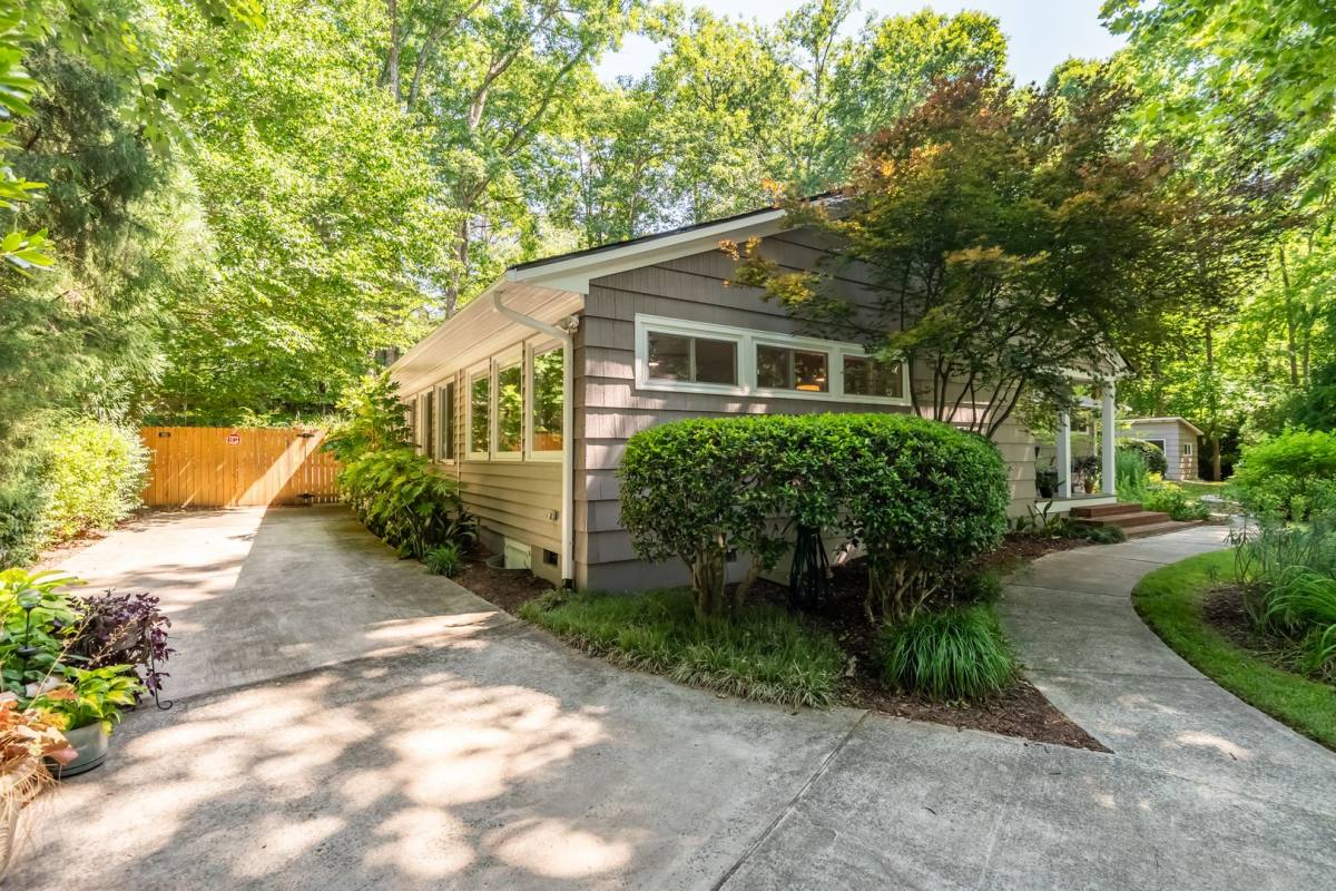House for rent at 211 Celeste Circle, Chapel Hill, NC 27517