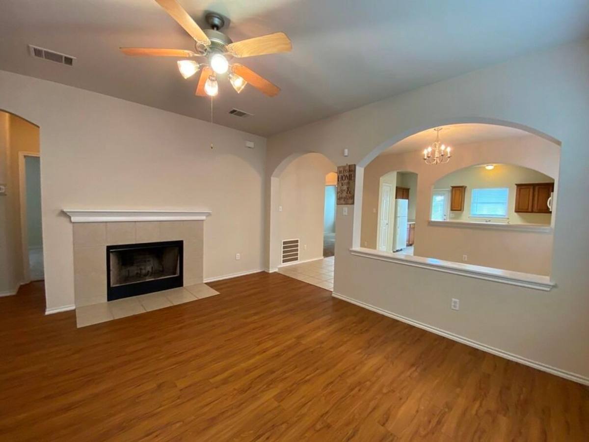 House for rent at 207 Brown St, Hutto, TX 78634