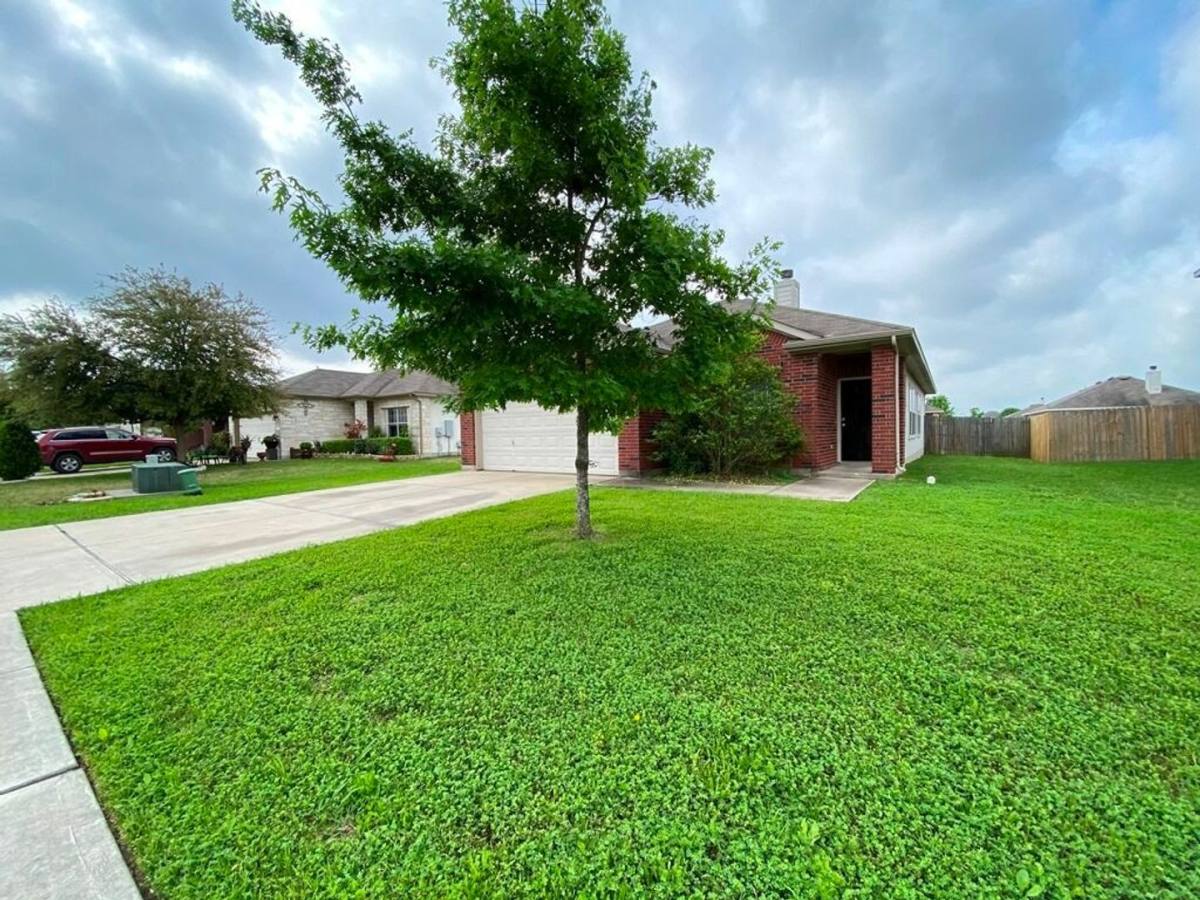 House for rent at 207 Brown St, Hutto, TX 78634