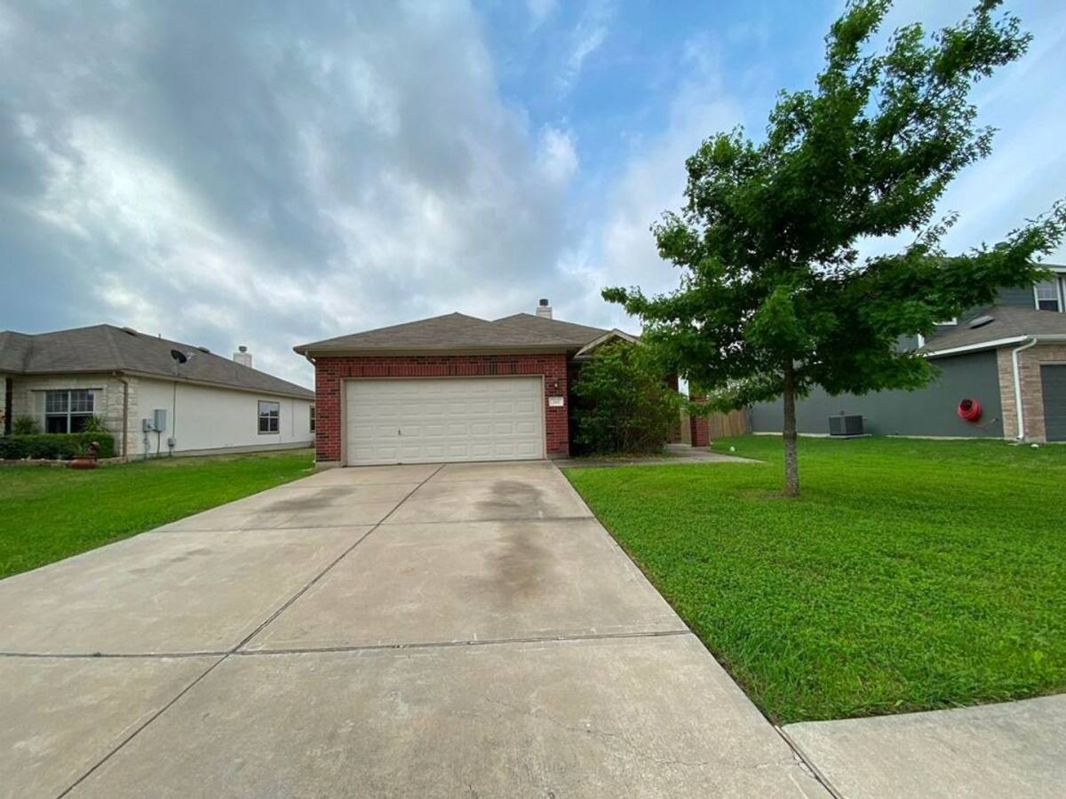 House for rent at 207 Brown St, Hutto, TX 78634
