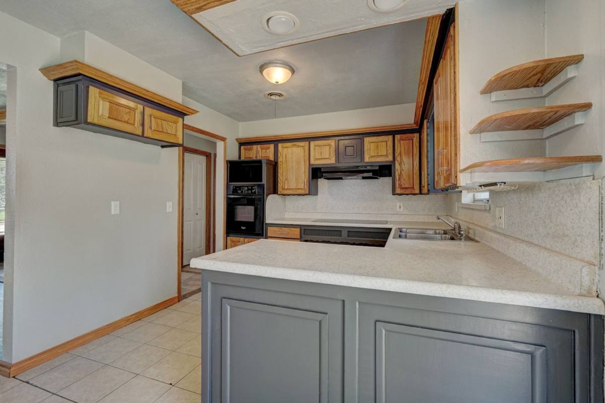 House for rent at 1401 Hampton Dr, Oklahoma City, OK 73115