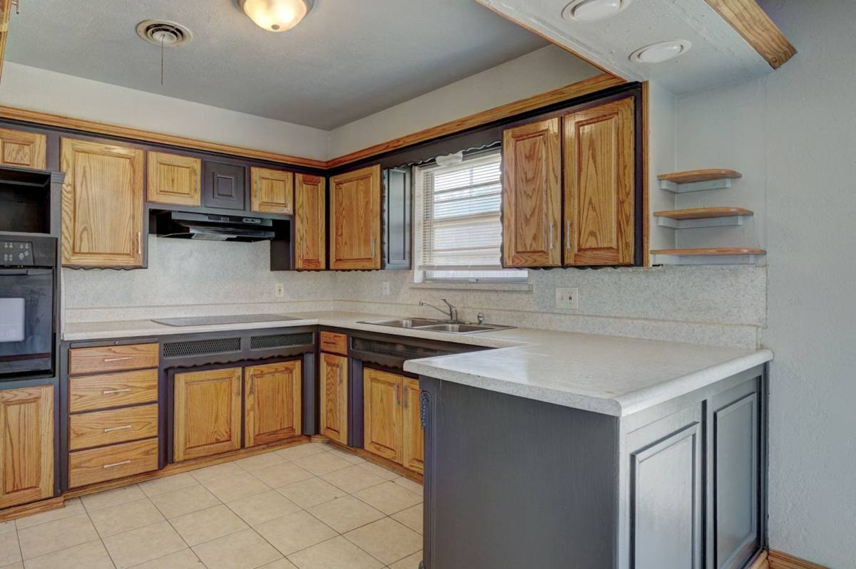 House for rent at 1401 Hampton Dr, Oklahoma City, OK 73115