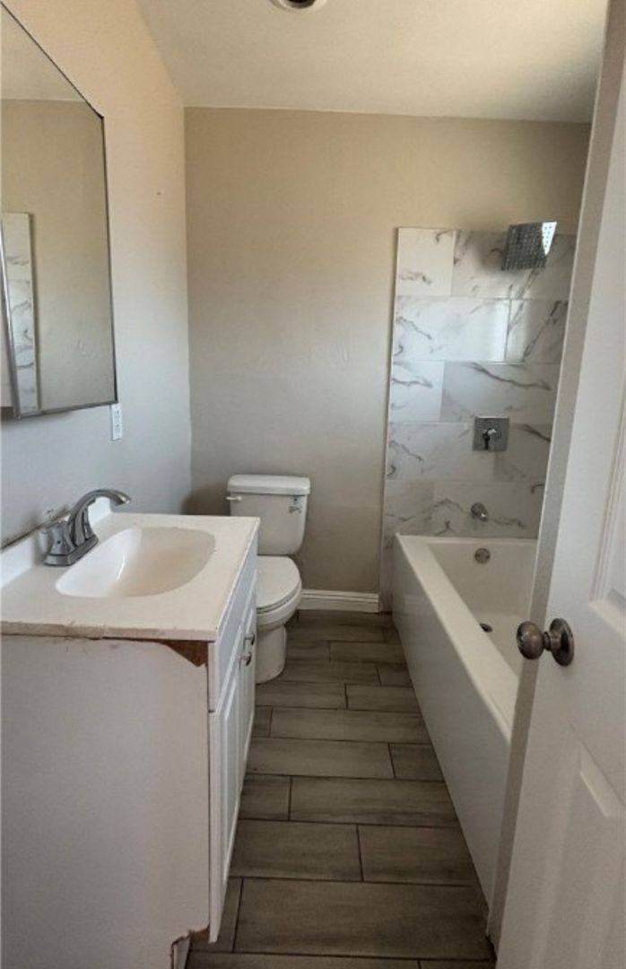 Apartment for rent at 718 W Wilson Ave, Las Vegas, NV 89106