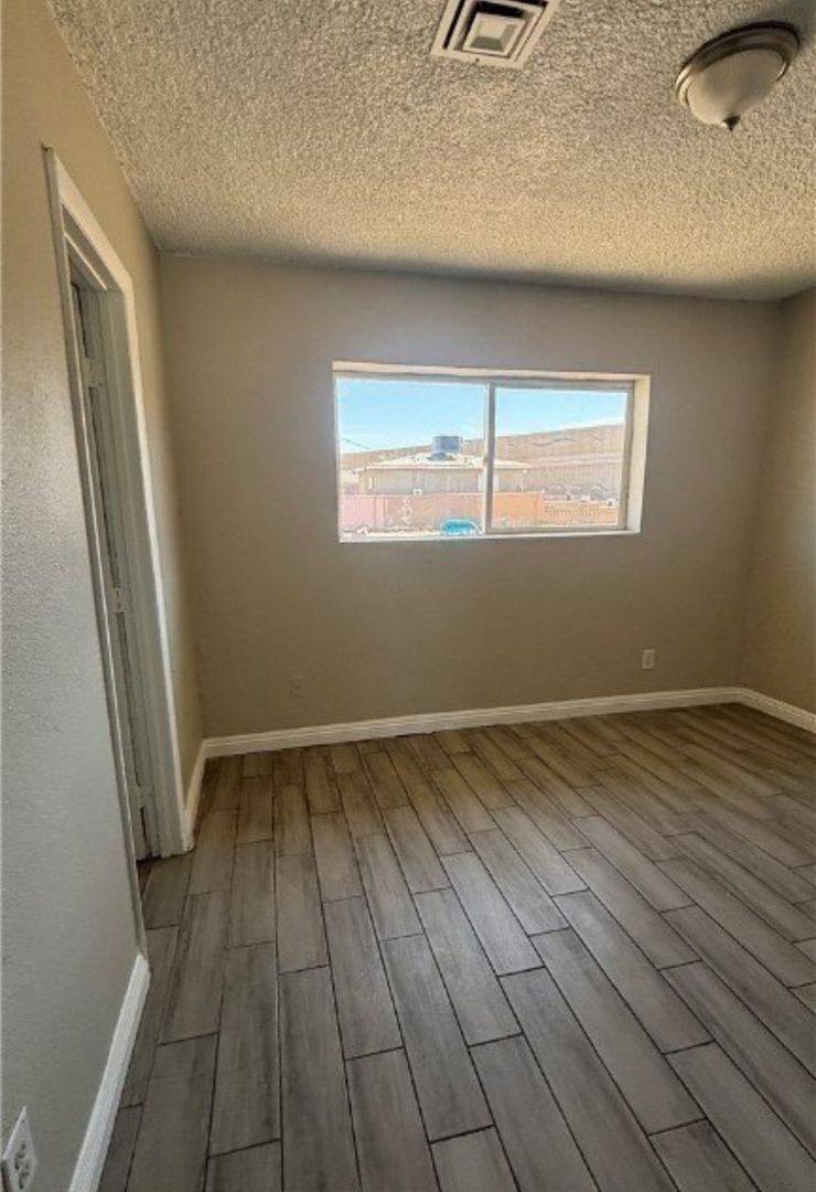 Apartment for rent at 718 W Wilson Ave, Las Vegas, NV 89106
