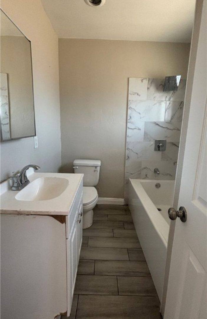 Apartment for rent at 718 W Wilson Ave, Las Vegas, NV 89106