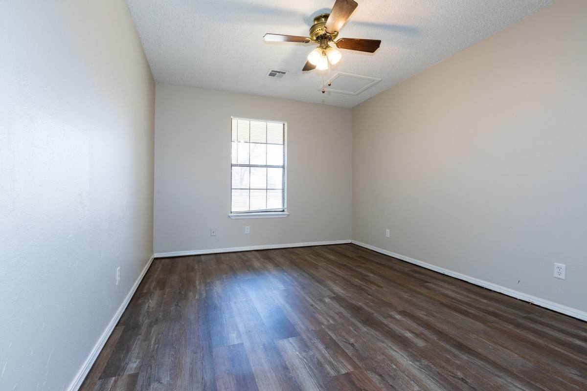 Apartment for rent at 1421 W Lillian St, Tulsa, OK 74107
