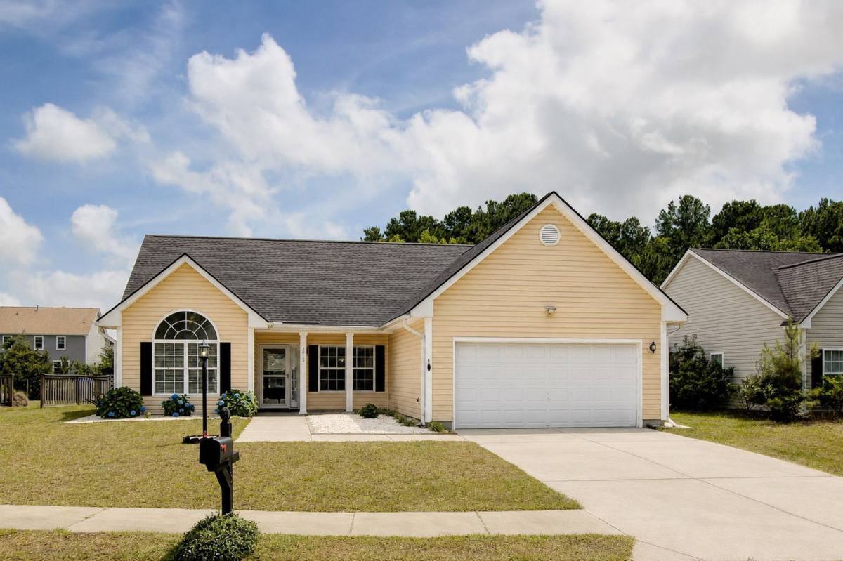 House for rent at 2815 Summertrees Blvd, Johns Island, SC 29455