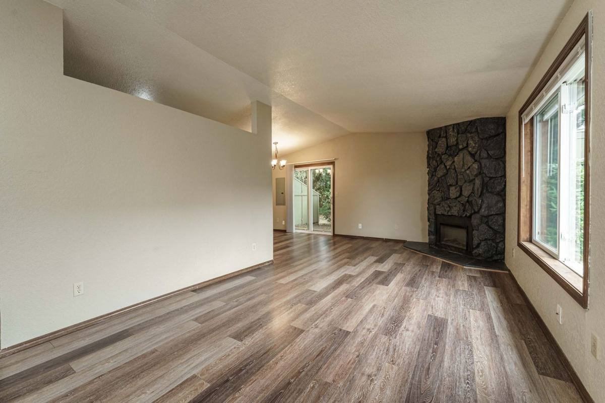 House for rent at 4918 Plomondon St, Vancouver, WA 98661