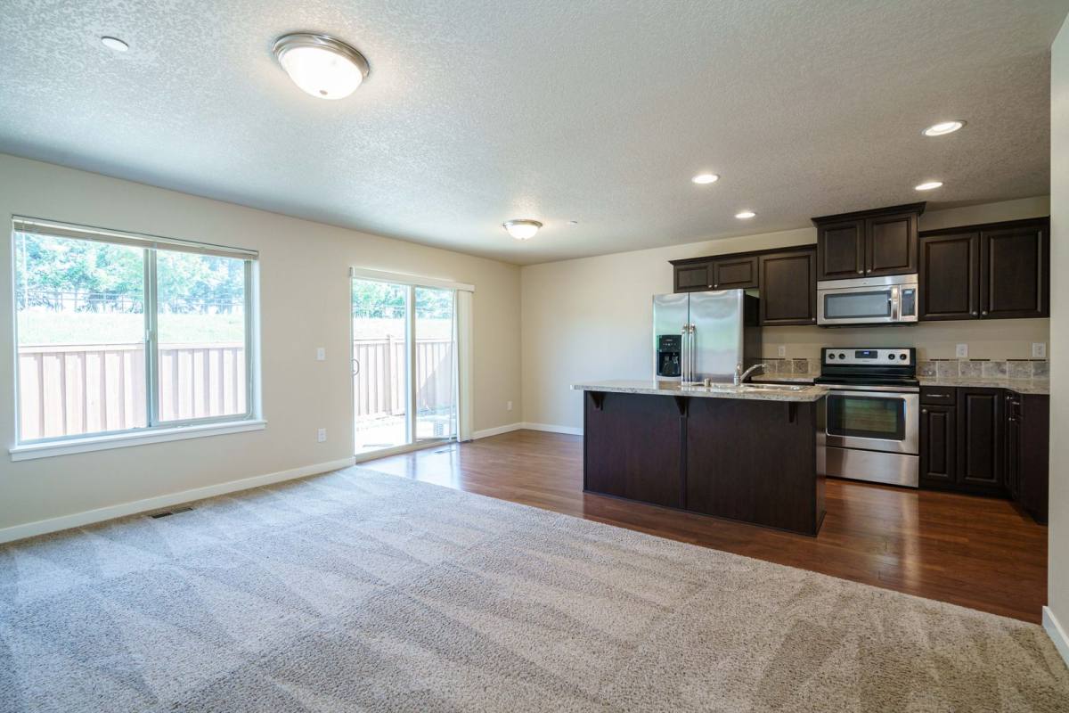 Townhouse for rent at 844 NE 109th Court, Vancouver, WA 98664