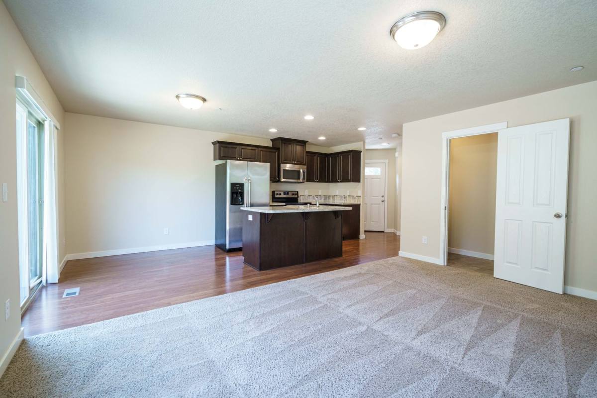 Townhouse for rent at 844 NE 109th Court, Vancouver, WA 98664