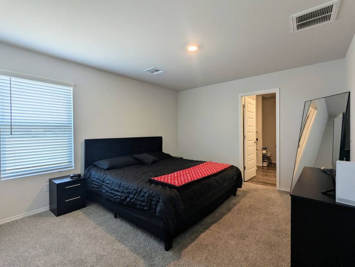 House for rent at 10524 Baled Bermuda Rd, Oklahoma City, OK 73114