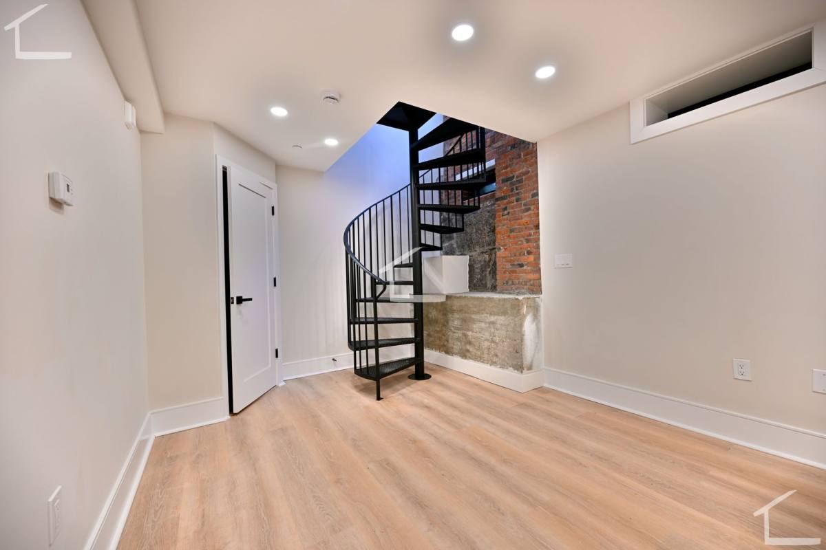 Apartment for rent at 18B Winchester St #12, Boston, MA 02116