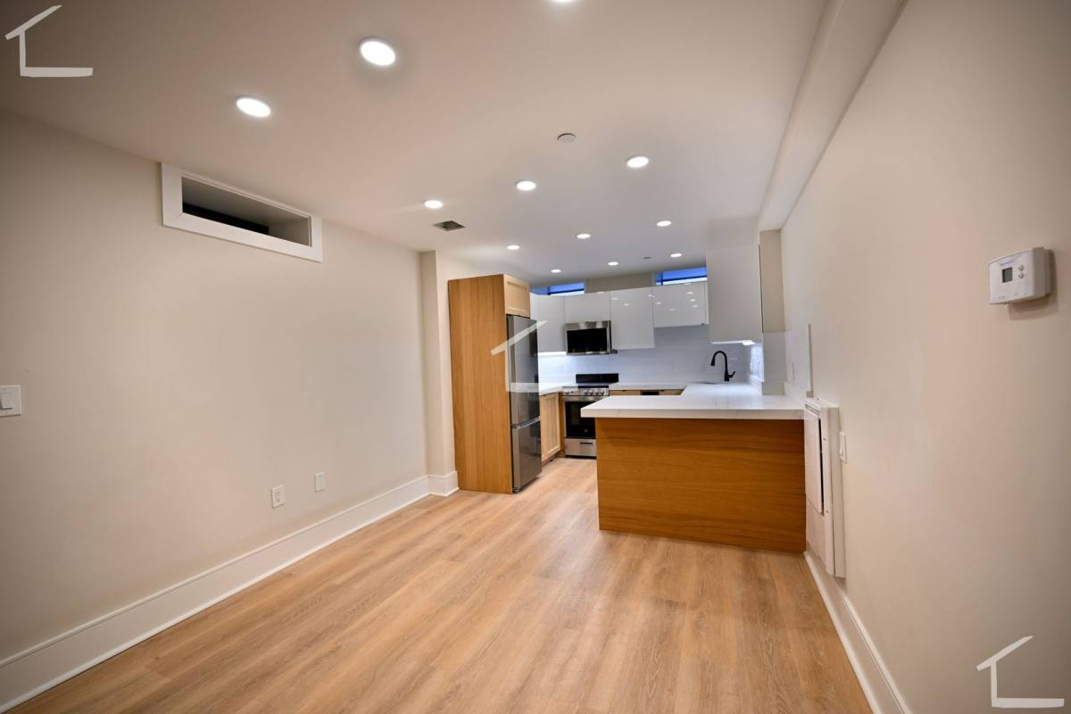 Apartment for rent at 18B Winchester St #12, Boston, MA 02116
