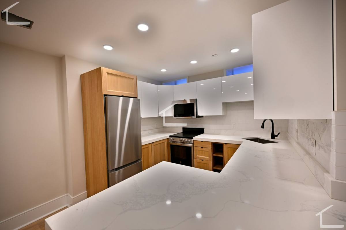 Apartment for rent at 18B Winchester St #12, Boston, MA 02116