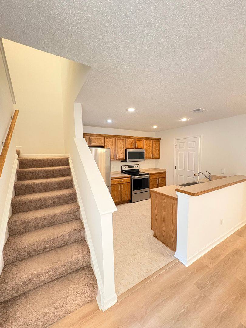 Townhouse for rent at 390 Gardners Circle, Bluffton, SC 29910
