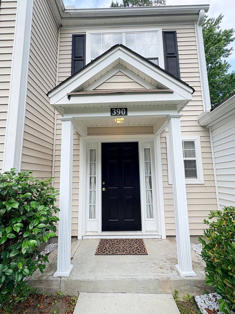 Townhouse for rent at 390 Gardners Circle, Bluffton, SC 29910