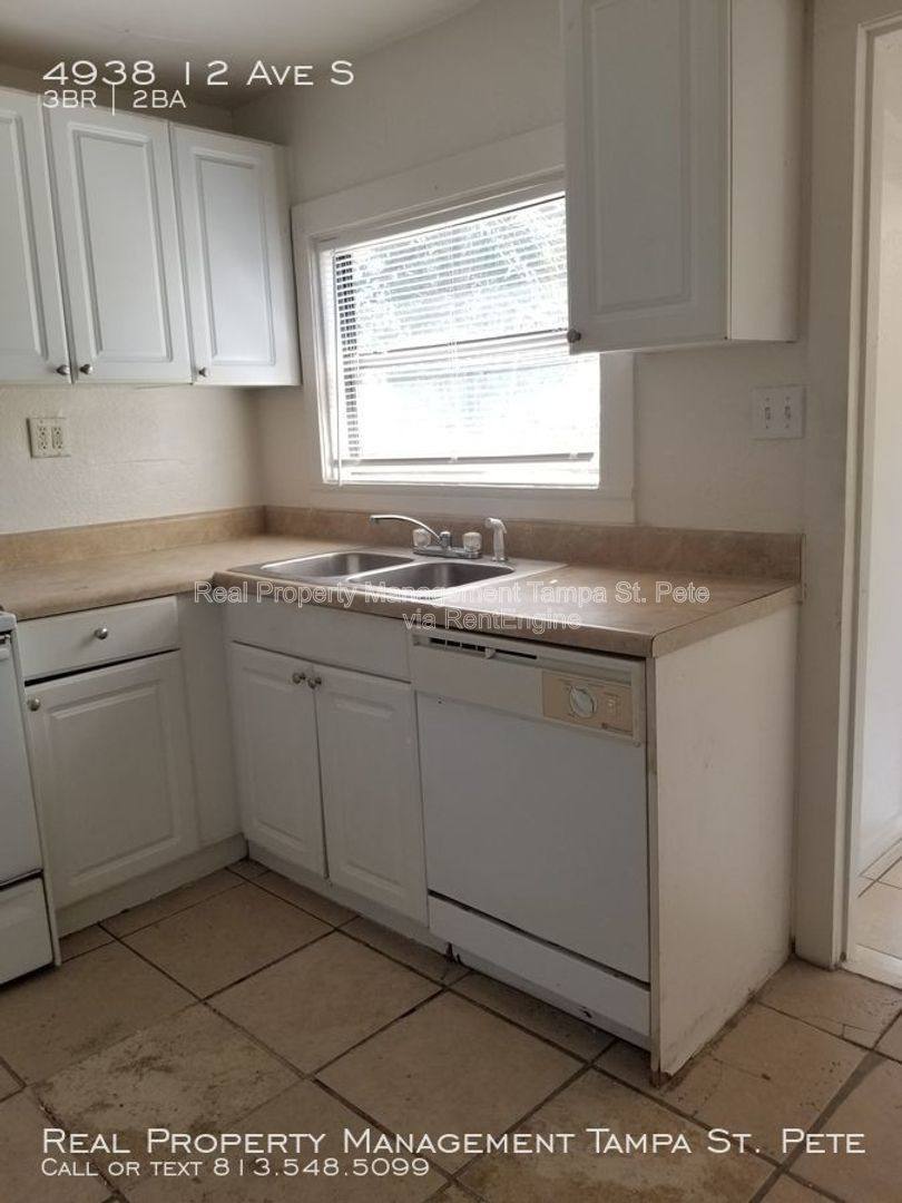 House for rent at 4938 12th Ave S, Saint Petersburg, FL 33707