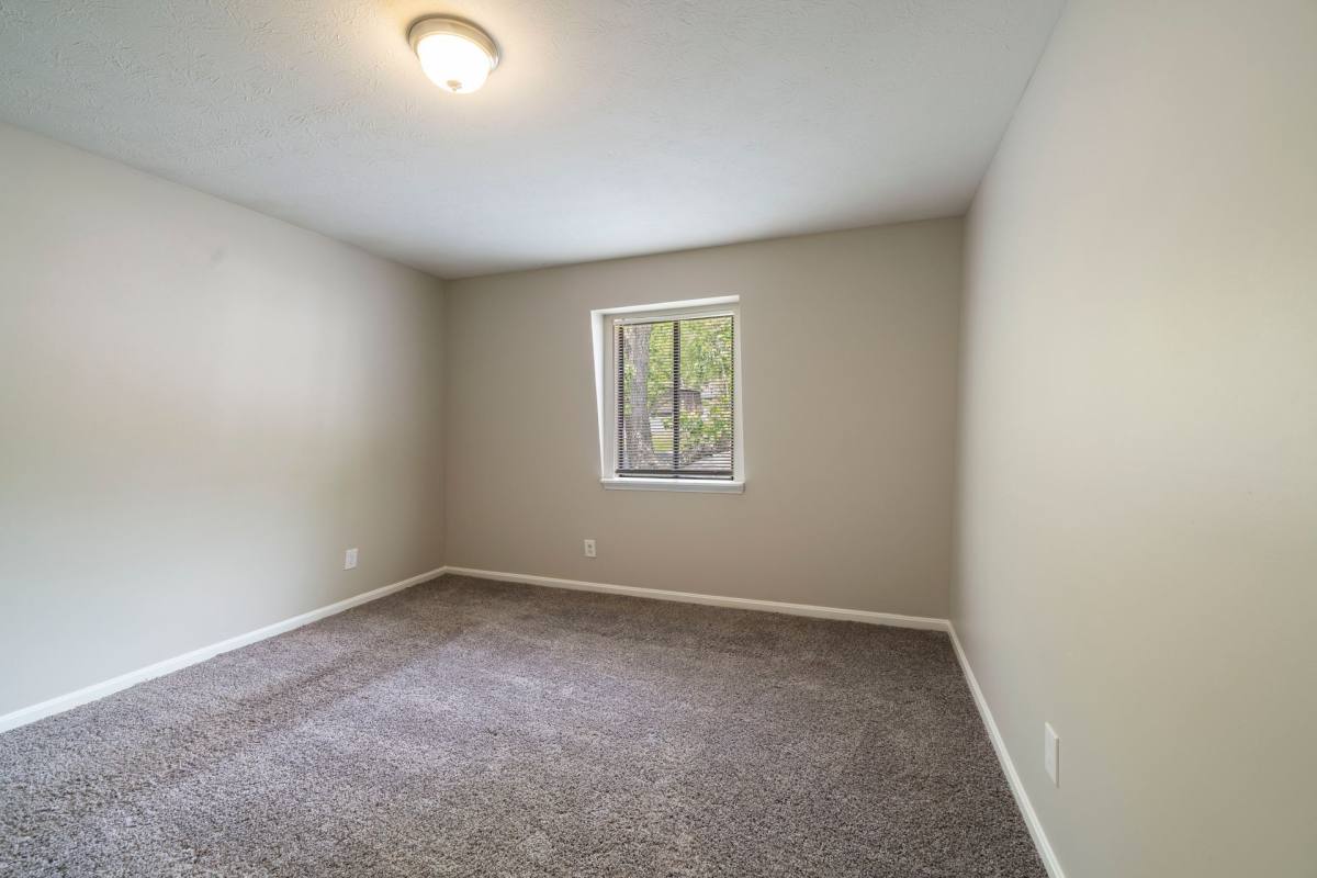 Apartment for rent at 6817 Brooklawn Dr, Louisville, KY 40214