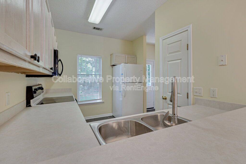 Townhouse for rent at 6 Putters Place, Savannah, GA 31419