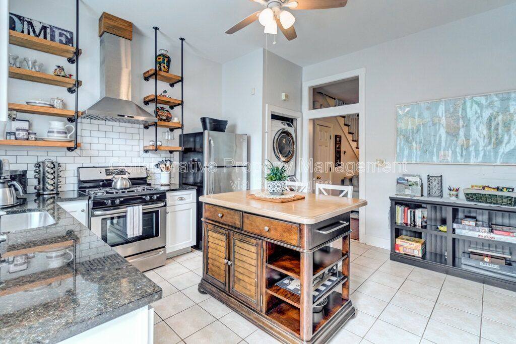 House for rent at 513 E Harris St, Savannah, GA 31401