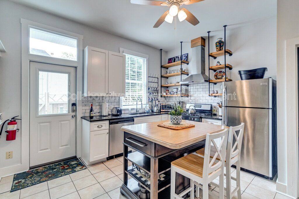 House for rent at 513 E Harris St, Savannah, GA 31401
