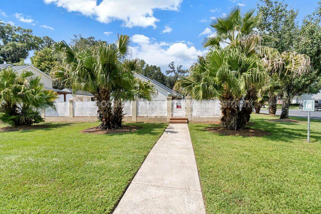Townhouse for rent at 8 Putters Place, Savannah, GA 31419