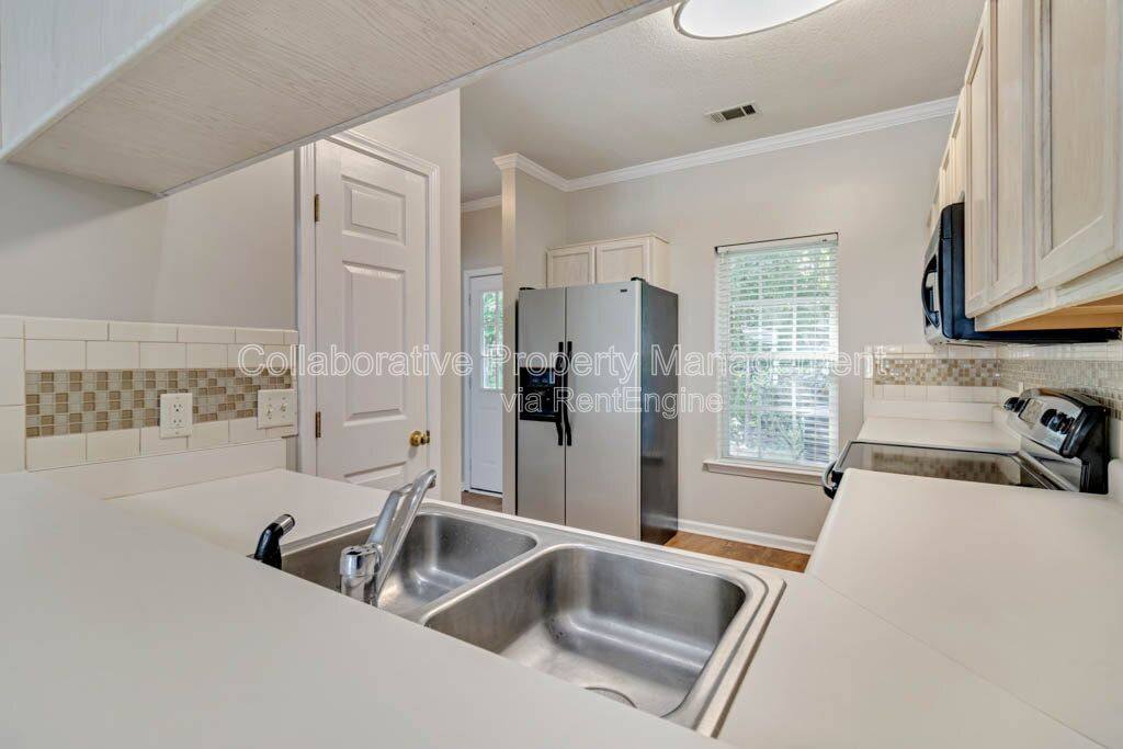 Townhouse for rent at 8 Putters Place, Savannah, GA 31419