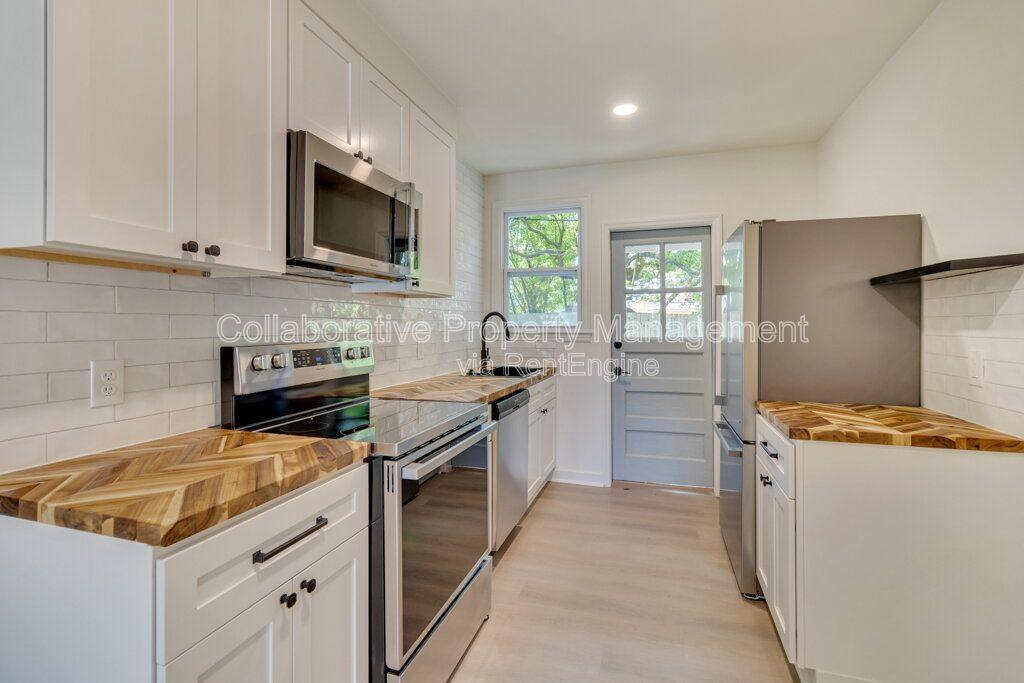 House for rent at 125 Hibiscus Ave, Savannah, GA 31404