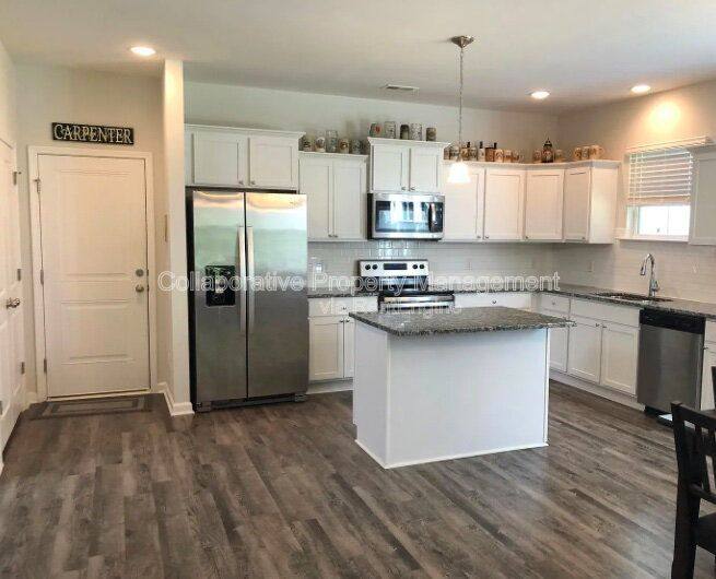 House for rent at 362 Waybridge Way, Richmond Hill, GA 31324