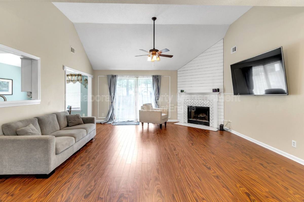 House for rent at 307 Coffee Bluff Villa Rd, Savannah, GA 31419