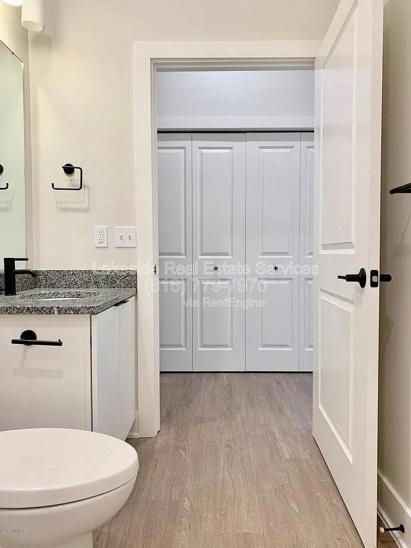 Apartment for rent at 708 Wealthy St SE #H, Grand Rapids, MI 49503
