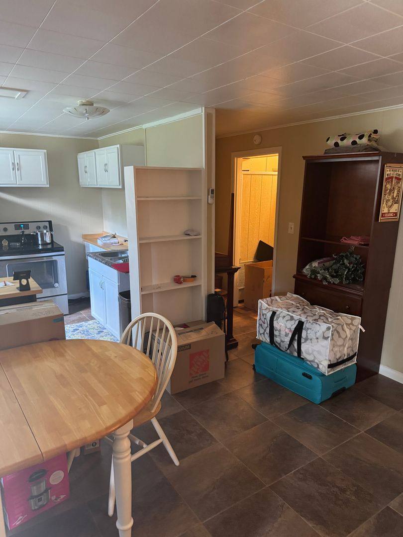 Apartment for rent at 819 Chestwood Ave #2, Tallahassee, FL 32303