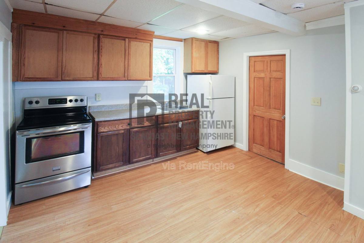 House for rent at 36 S St, Somersworth, NH 03878
