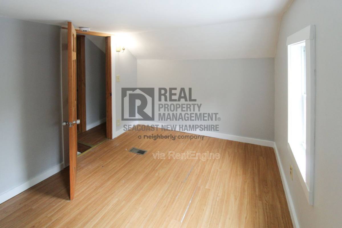 House for rent at 36 S St, Somersworth, NH 03878